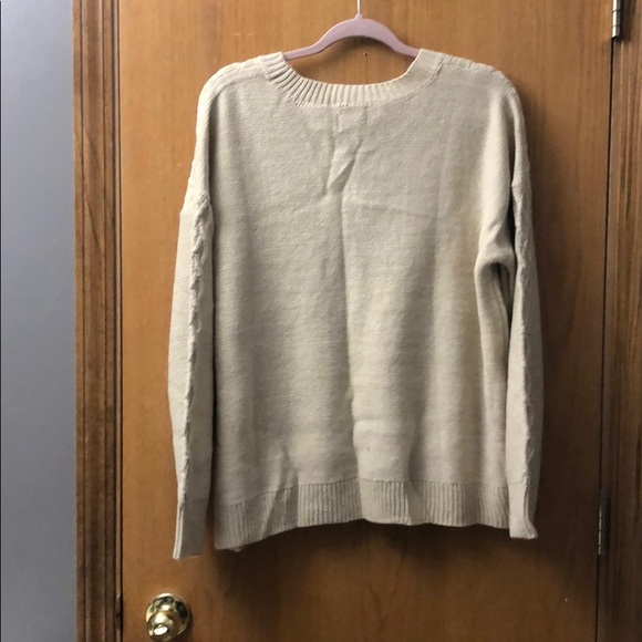 NWT Cream Sweater - Picture 10 of 10